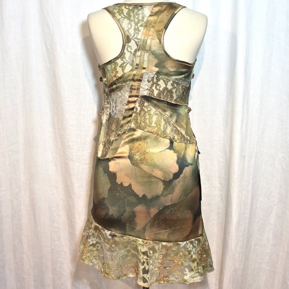 ★CLEARANCE★NWT Gorgeous Lace Dress—PRICE is FIRM - Picture 3 of 8